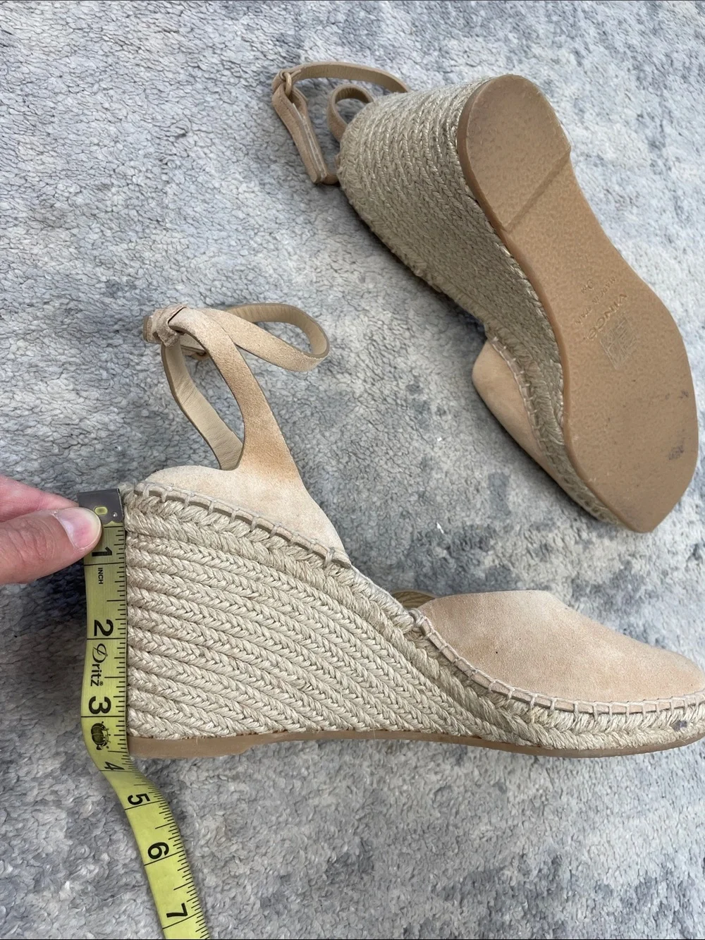 New Vince Cecilia Ankle Strap Espadrille Wedge Beige Suede Sz 9